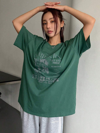 DAZY Women's Summer Loose Fit Slogan Print T-Shirt With Round Neckline And Dropped Shoulders Graphic Tee Oversized T-Shirt