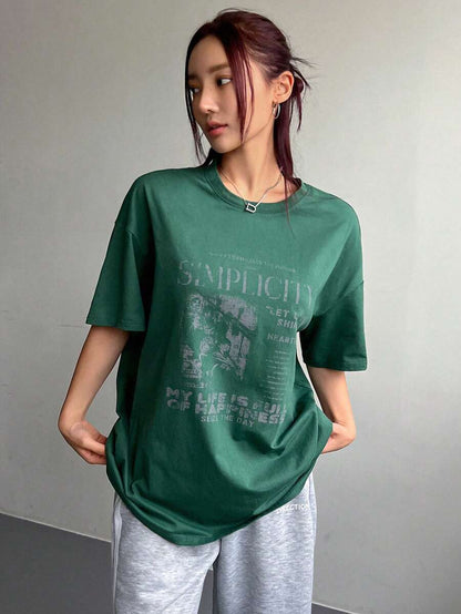 DAZY Women's Summer Loose Fit Slogan Print T-Shirt With Round Neckline And Dropped Shoulders Graphic Tee Oversized T-Shirt