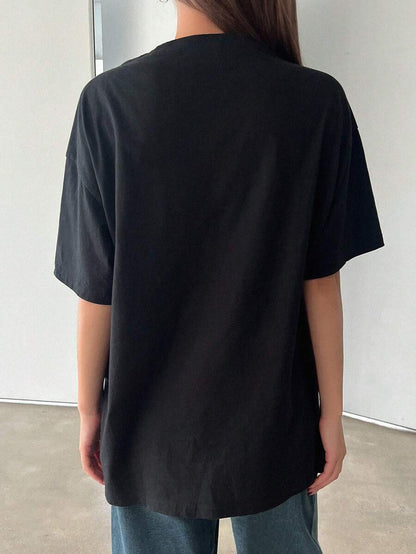DAZY Women's Summer Loose Fit Slogan Print T-Shirt With Round Neckline And Dropped Shoulders Graphic Tee Oversized T-Shirt