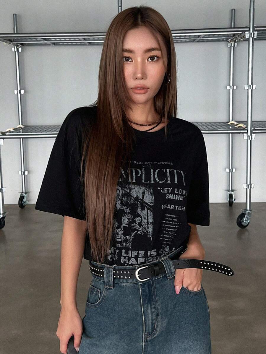 DAZY Women's Summer Loose Fit Slogan Print T-Shirt With Round Neckline And Dropped Shoulders Graphic Tee Oversized T-Shirt