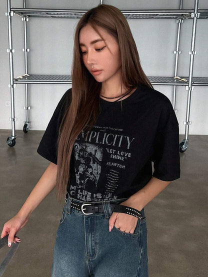 DAZY Women's Summer Loose Fit Slogan Print T-Shirt With Round Neckline And Dropped Shoulders Graphic Tee Oversized T-Shirt
